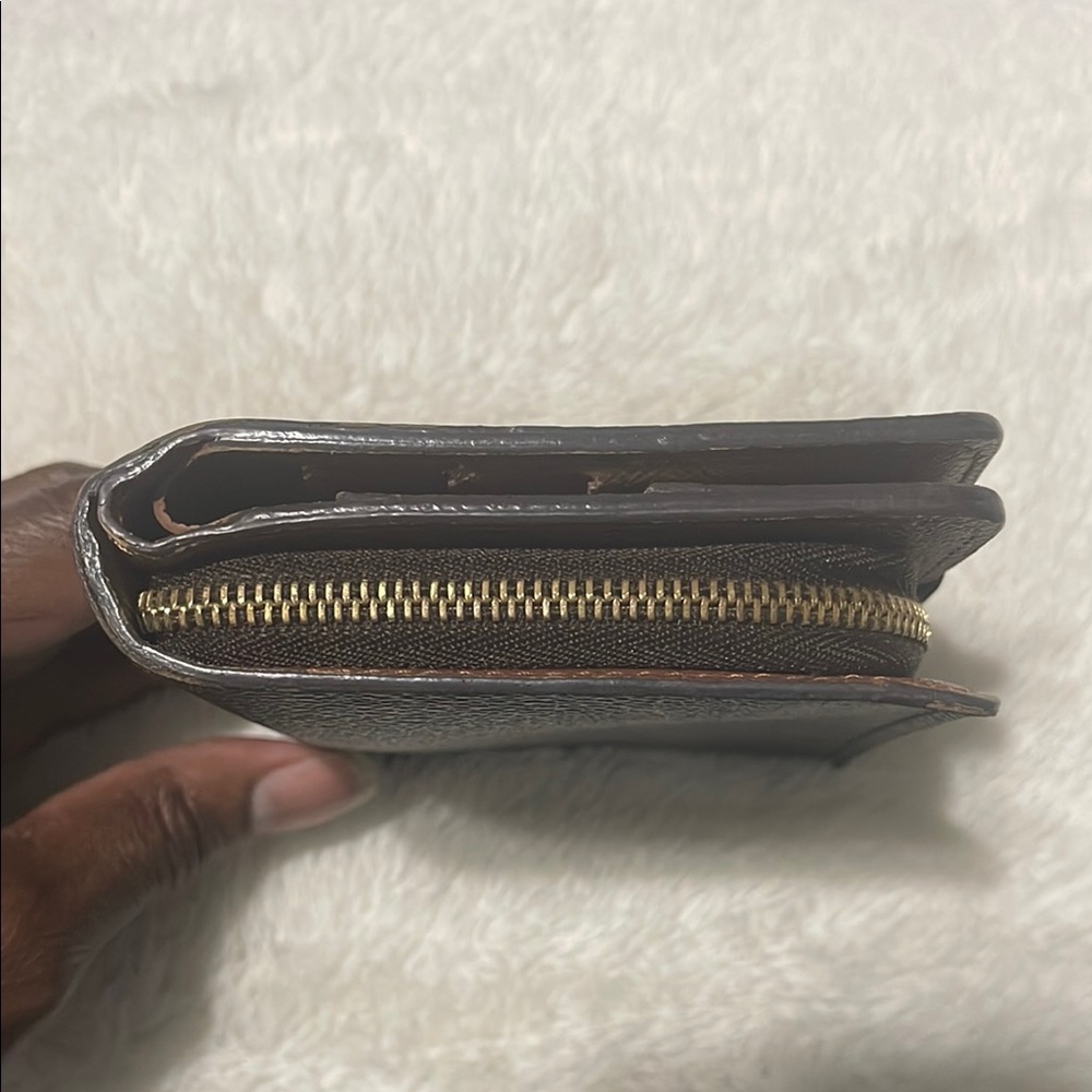 Authentic Louis Vuitton Monogram Compact Zip Bifold Wallet - Picture 5 of 14